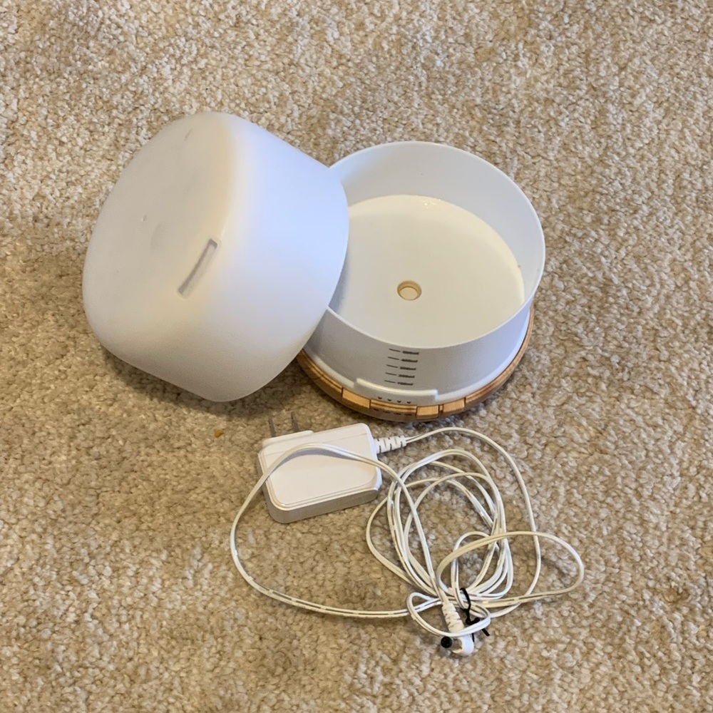 Aromatherapy Essential Oil Diffuser - Picture 3 of 6